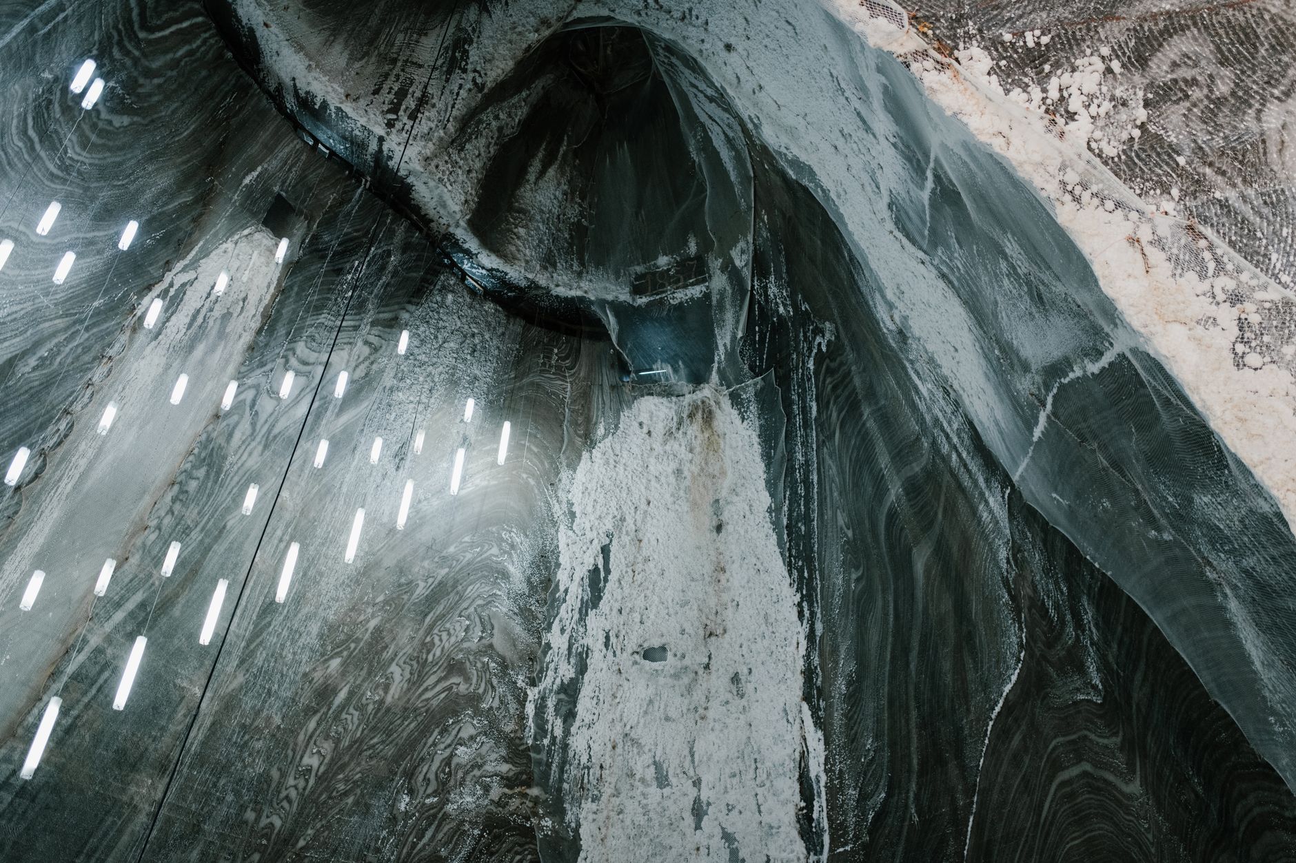 Pompage inondation cave équipe à Avignon